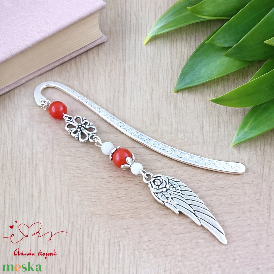 Angyalszárnyas könyvjelző - évzáró ajándék ballagásra, év végi köszönetként piros színben - könyv & zene - könyvjelző - Meska.hu