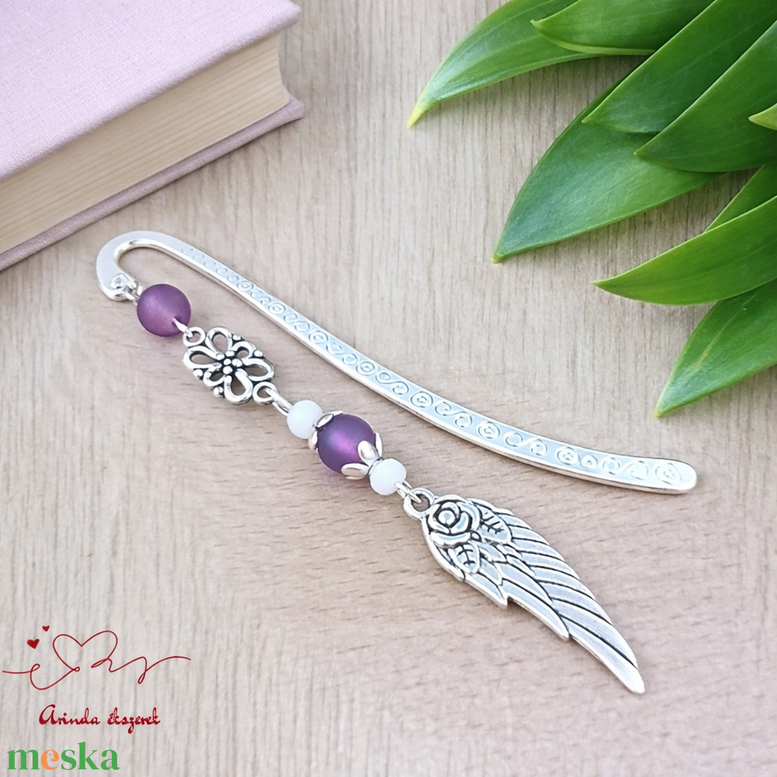 Angyalszárnyas könyvjelző - évzáró ajándék ballagásra, év végi köszönetként lila színben - könyv & zene - könyvjelző - Meska.hu