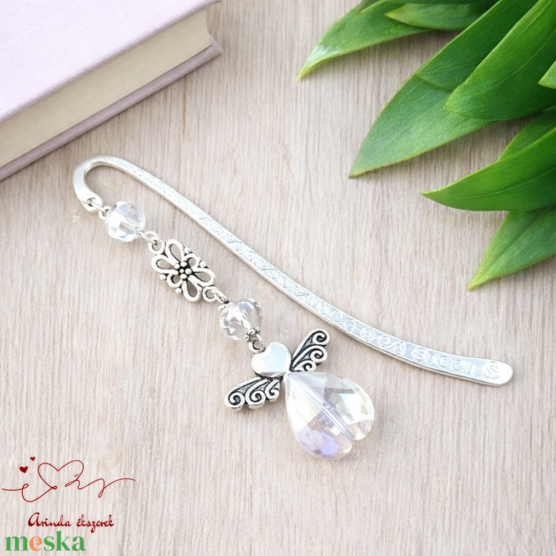 Angyalkás könyvjelző anyák napjára - kézzel készült meghitt ajándék édesanyáknak - könyv & zene - könyvjelző - Meska.hu