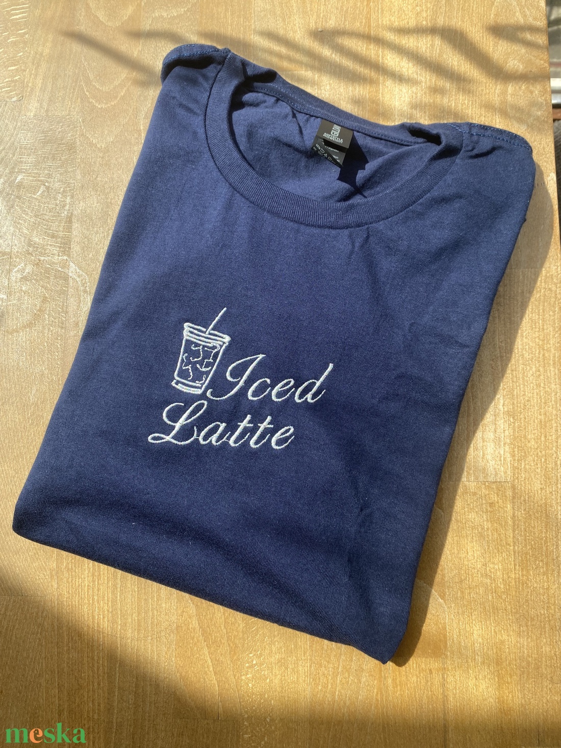 Iced Latte póló, Jeges Latte póló - ruha & divat - női ruha - póló, felső - Meska.hu