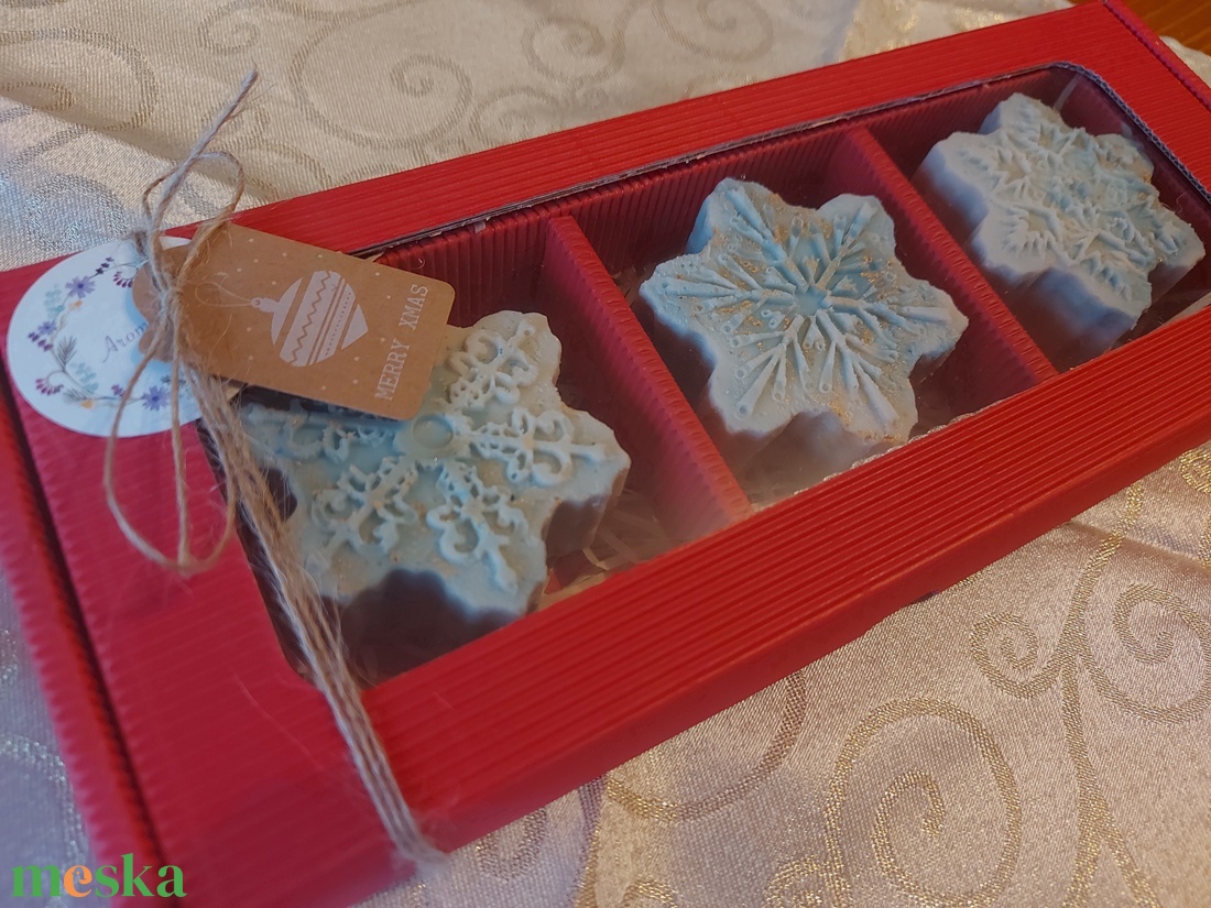 Díszdobozos karácsonyi ajándékcsomag - szépségápolás - szappan & fürdés - kézműves szappan - Meska.hu
