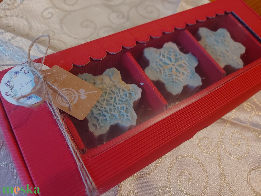 Díszdobozos karácsonyi ajándékcsomag - szépségápolás - szappan & fürdés - kézműves szappan - Meska.hu