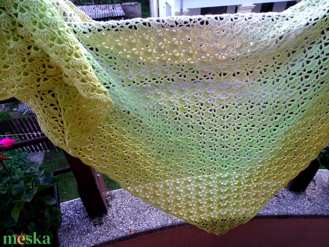 Pisztácia horgolt kendő 200 x 85 cm - ruha & divat - sál, sapka, kendő - vállkendő - Meska.hu Pisztácia horgolt kendő 200 x 85 cm - ruha & divat - sál, sapka, kendő - vállkendő - Meska.hu