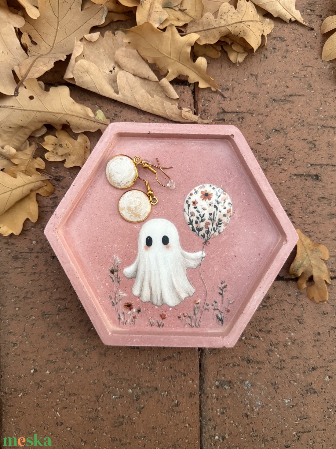 Beton alátét Halloween témában - otthon & életmód - dekoráció - halloween - halloweeni dekoráció - Meska.hu