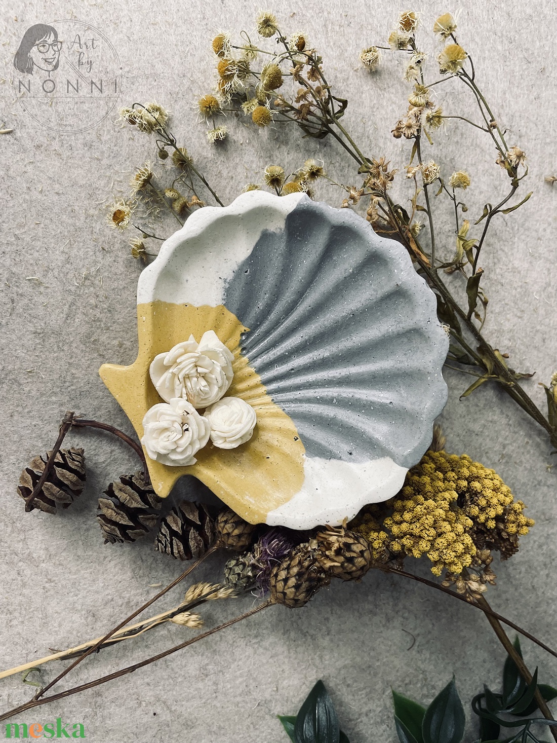 Beton ékszertartó - kagyló forma - otthon & életmód - dekoráció - asztal és polc dekoráció - dekorációs tál, tartó - Meska.hu