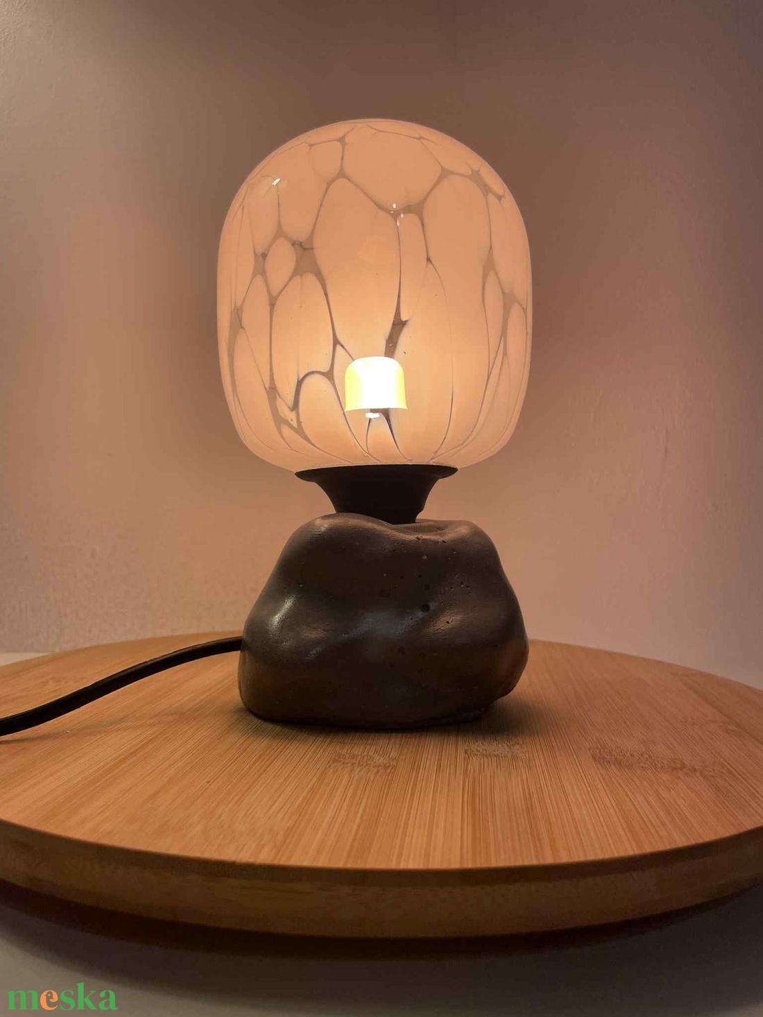 Design beton asztali lámpa - otthon & életmód - lámpa - asztali lámpa - Meska.hu