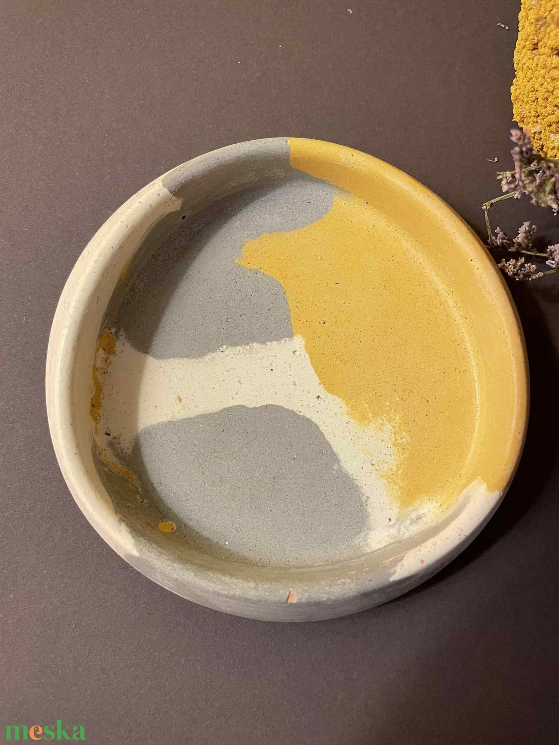 Beton ékszertartó - otthon & életmód - dekoráció - asztal és polc dekoráció - dekorációs tál, tartó - Meska.hu