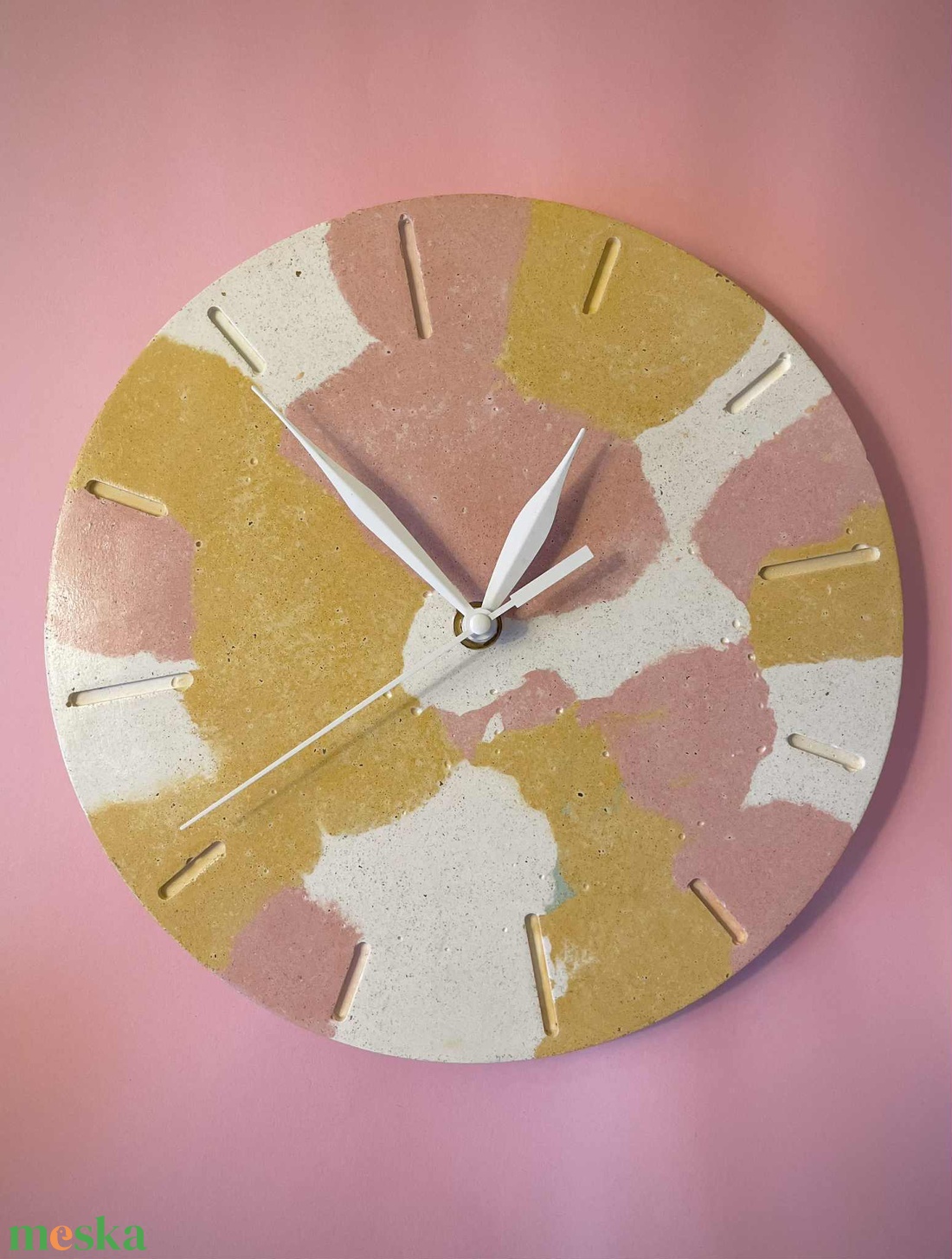 Beton falióra - otthon & életmód - dekoráció - fali és függő dekoráció - falióra & óra - Meska.hu