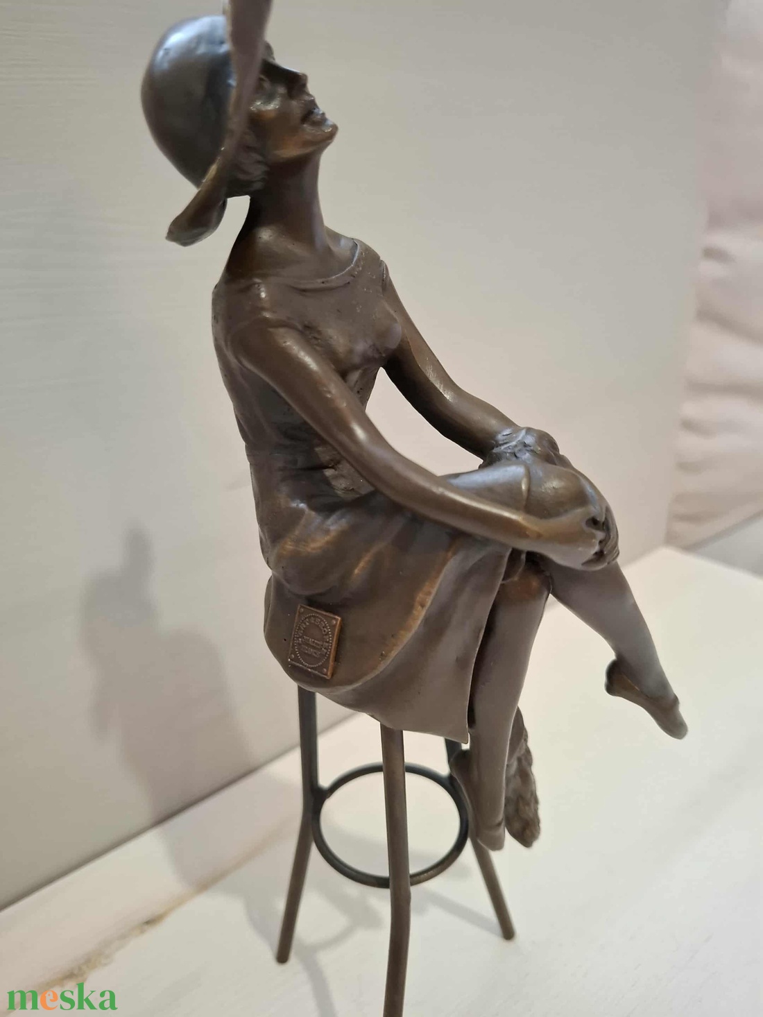 Art Deco bronzpatinás szobor D.H. Chiparus szignóval, Art Bronze Qualité France jelzéssel - művészet - szobor - fém - Meska.hu