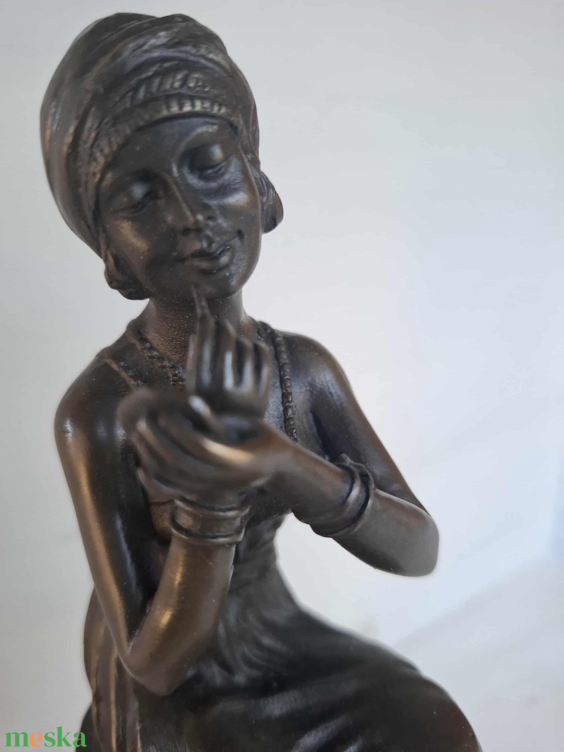 Art Deco bronzpatinás szobor nőalak  D.H. Chiparus szignóval - művészet - szobor - fém - Meska.hu