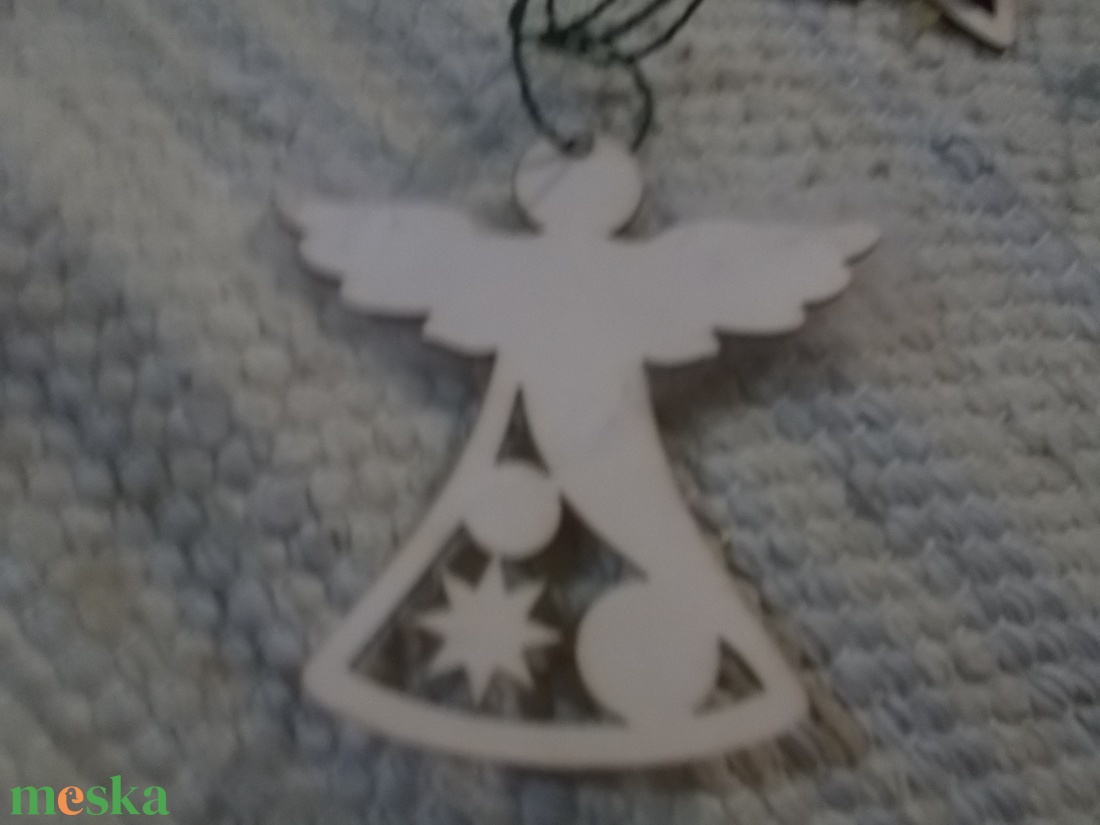 EGYEDI IGÉNY SZERINTI lézerrel vágott FA ANGYALKA. 10 cm-es. - karácsony - karácsonyi lakásdekoráció - karácsonyfa, grincsfa - Meska.hu EGYEDI IGÉNY SZERINTI lézerrel vágott FA ANGYALKA. 10 cm-es. - karácsony - karácsonyi lakásdekoráció - karácsonyfa, grincsfa - Meska.hu