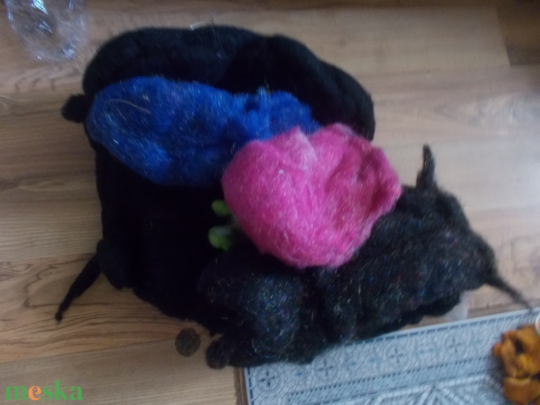 Nemezelő gyapjú több szin egyben 170g fele áron !! - diy (csináld magad) - egységcsomag - Meska.hu Nemezelő gyapjú több szin egyben 170g fele áron !! - diy (csináld magad) - egységcsomag - Meska.hu