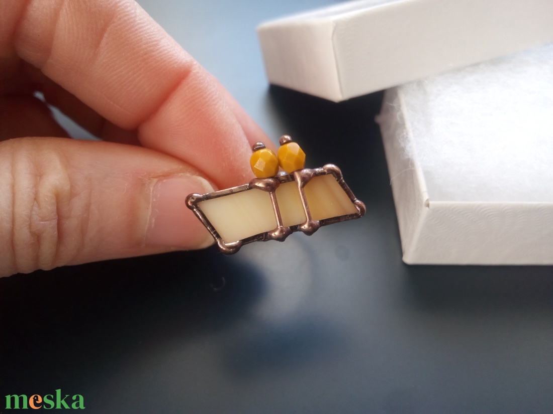 Bézs üvegékszer gyűrű, cuki - ékszer - gyűrű - statement gyűrű - Meska.hu