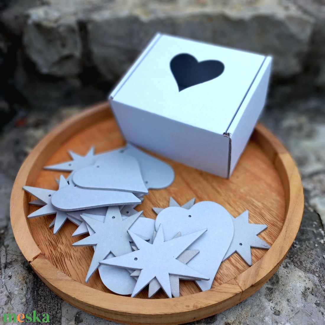 karton papír csillag és szív dekoráció díszdobozban - kellékek & szerszámok - dekorációs kellékek - figurák - Meska.hu