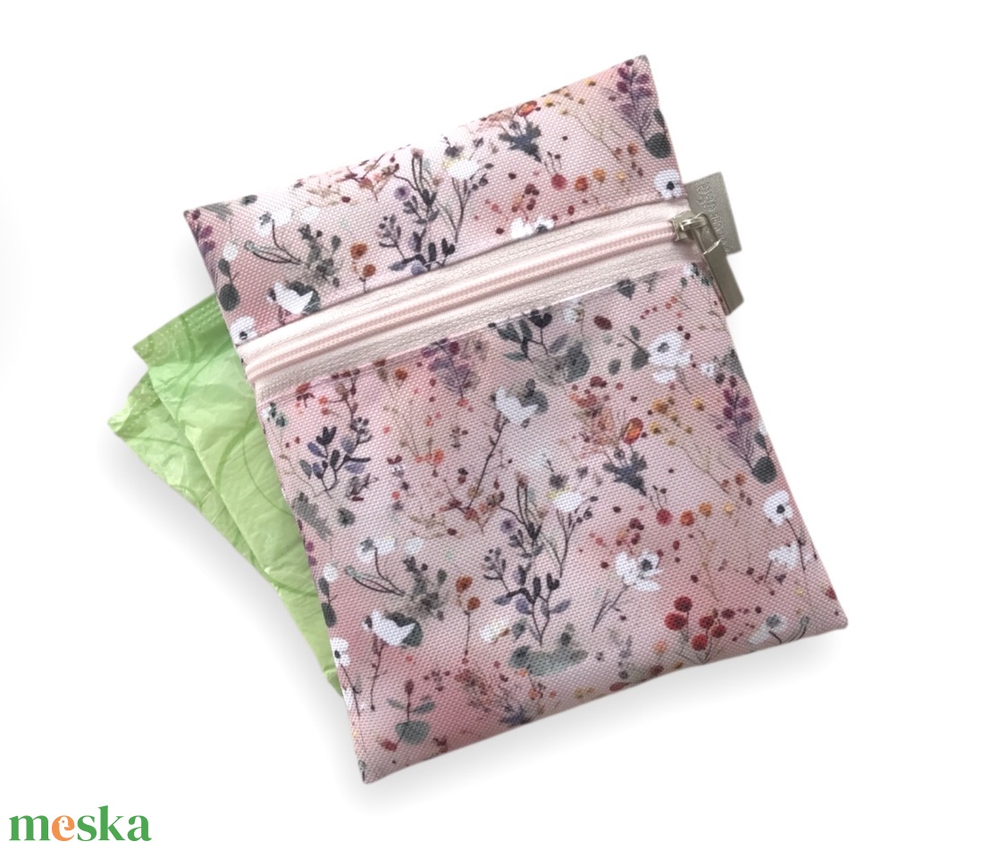VÍZÁLLÓ egészségügyi betét tartó virágos rét mintával - szépségápolás - intim higiénia - egészségügyi tartó - Meska.hu