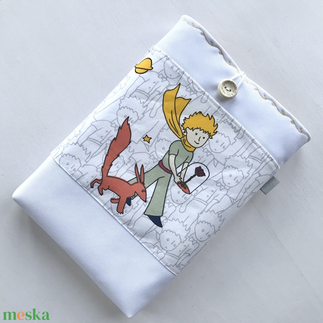 A kis herceg mintás vízálló,  zsebes könyvtok gombos zárral  -  Artiroka design  - könyv & zene - könyvtok - Meska.hu