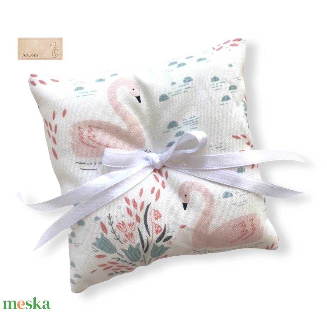 Hattyú mintás pasztell gyűrűpárna  - esküvő - kiegészítők - gyűrűtartó & gyűrűpárna - Meska.hu