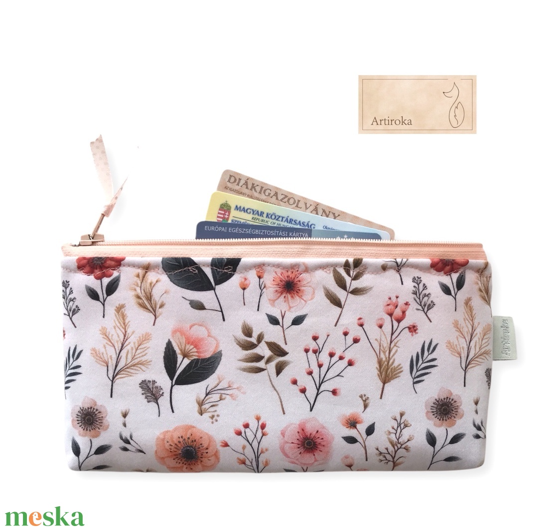 Barack színű, virágok mintás tolltartó neszesszer akár  NÉVHÍMZÉSSEL - Artiroka design - táska & tok - neszesszer - Meska.hu