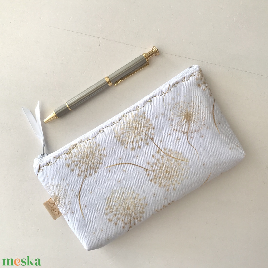Aranyló pitypangok mintás irattartó pénztárca vagy tolltartó neszesszer, szemüvegtok - SZETT  - Artiroka design - táska & tok - pénztárca & más tok - pénztárca - női pénztárca - Meska.hu