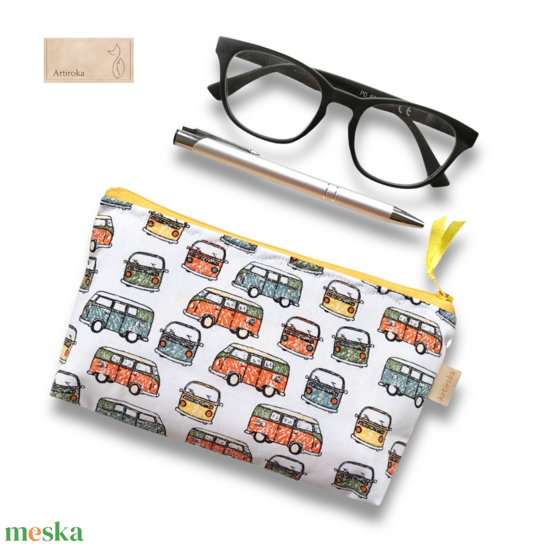 VW bogár, retro autó, színes irattartó vagy tolltartó neszesszer vagy szemüvegtok - Artiroka design - táska & tok - pénztárca & más tok - kártyatartó & irattartó - Meska.hu