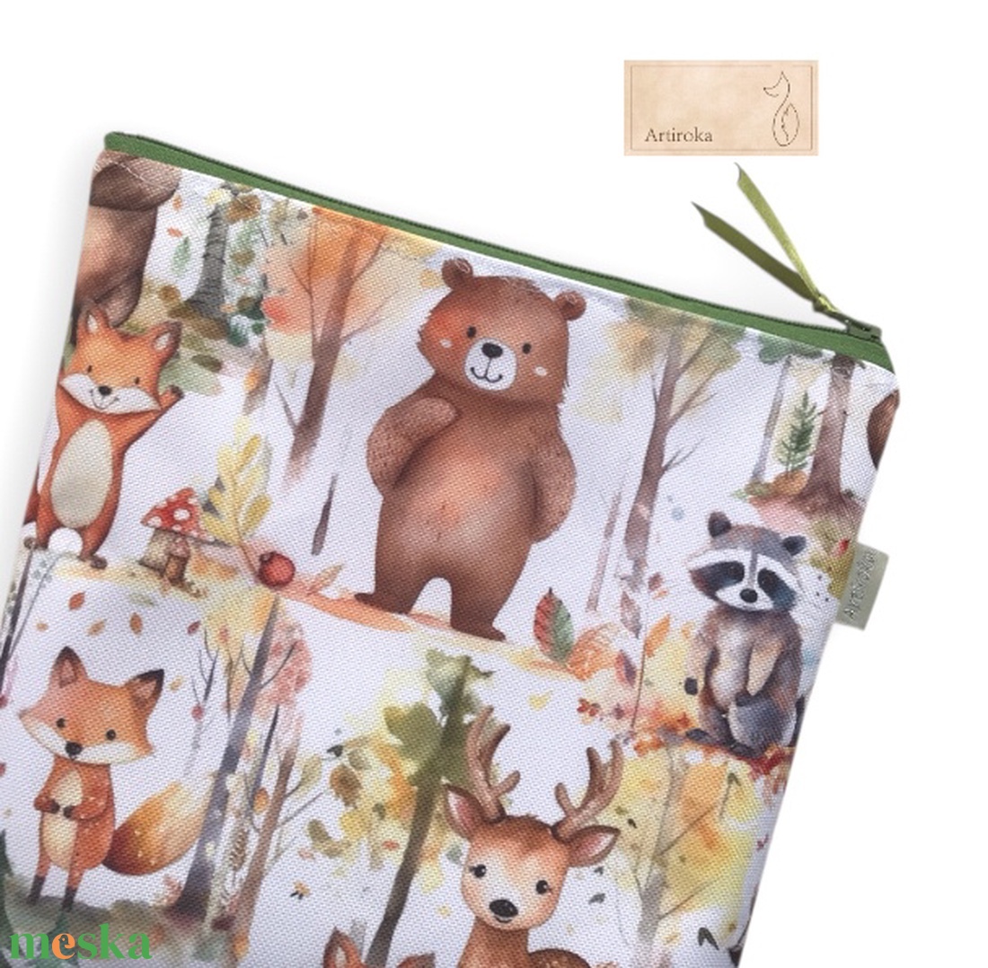 Erdei randevú - Róka, mosómedve, mackó és őz mintás vízálló neszesszer, uzsonna tasak - zipper bag - Artiroka - táska & tok - uzsonna- & ebéd tartó - ebéd tasak, doboz - Meska.hu