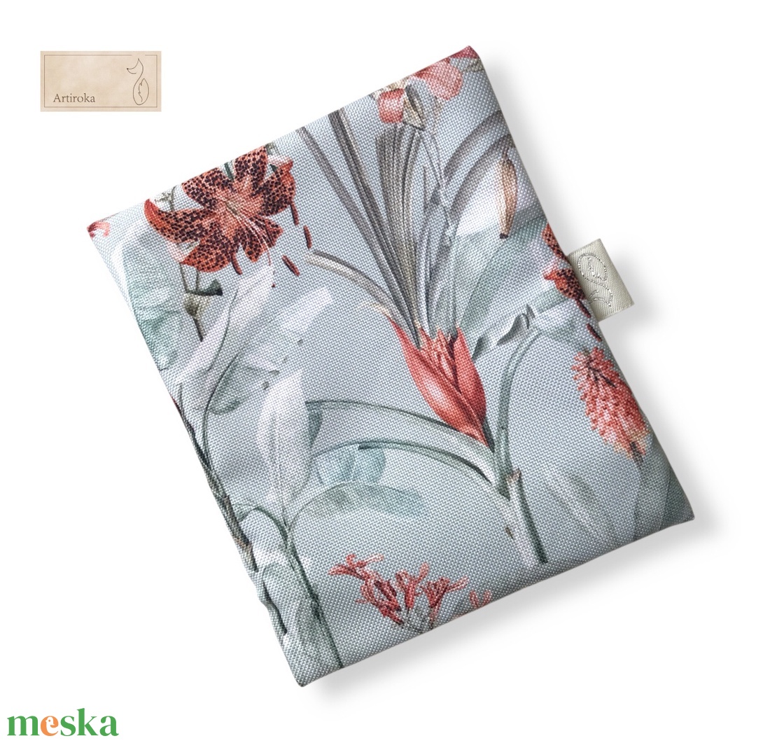 Vízálló textil, pasztellzöld alapon levelek és madár mintás intimbetét tartó tok - Artiroka - szépségápolás - intim higiénia - tisztasági betét - Meska.hu