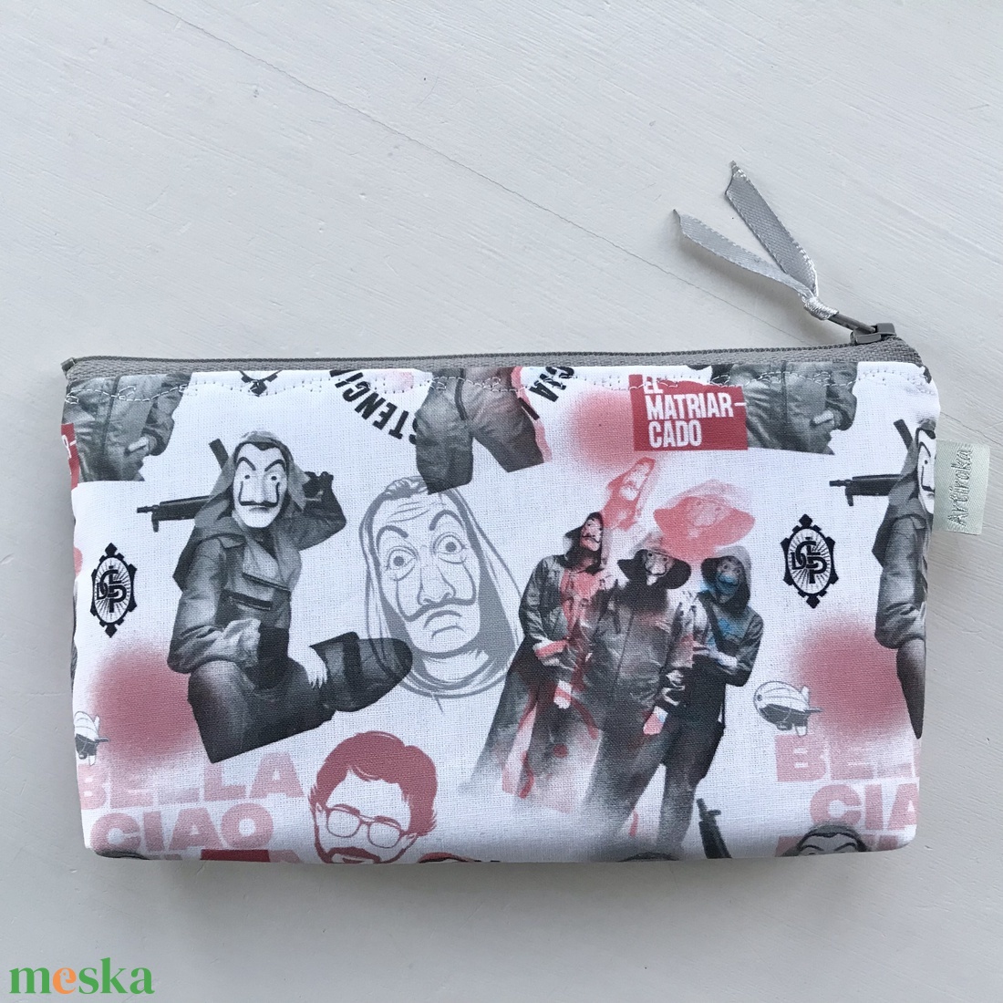 A nagy pénzrablás sorozat mintás tolltartó neszesszer, szemüvegtok - Casa de papel  - táska & tok - neszesszer - Meska.hu