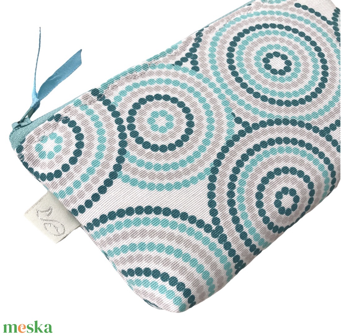 Mandala mintás tolltartó neszesszer, szemüvegtok - türkiz - fehér színben - Artiroka design  - táska & tok - neszesszer - Meska.hu