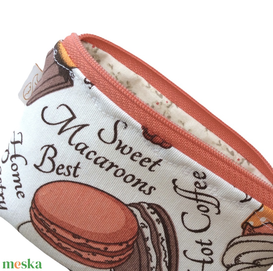Süti, muffin és macaron mintás irattartó pénztárca - Artiroka design - táska & tok - pénztárca & más tok - kártyatartó & irattartó - Meska.hu