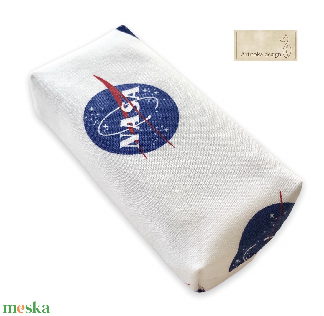 NASA mintás bélelt papírzsebkendő tartó - Artiroka design - táska & tok - pénztárca & más tok - zsebkendőtartó tok - Meska.hu NASA mintás bélelt papírzsebkendő tartó - Artiroka design - táska & tok - pénztárca & más tok - zsebkendőtartó tok - Meska.hu