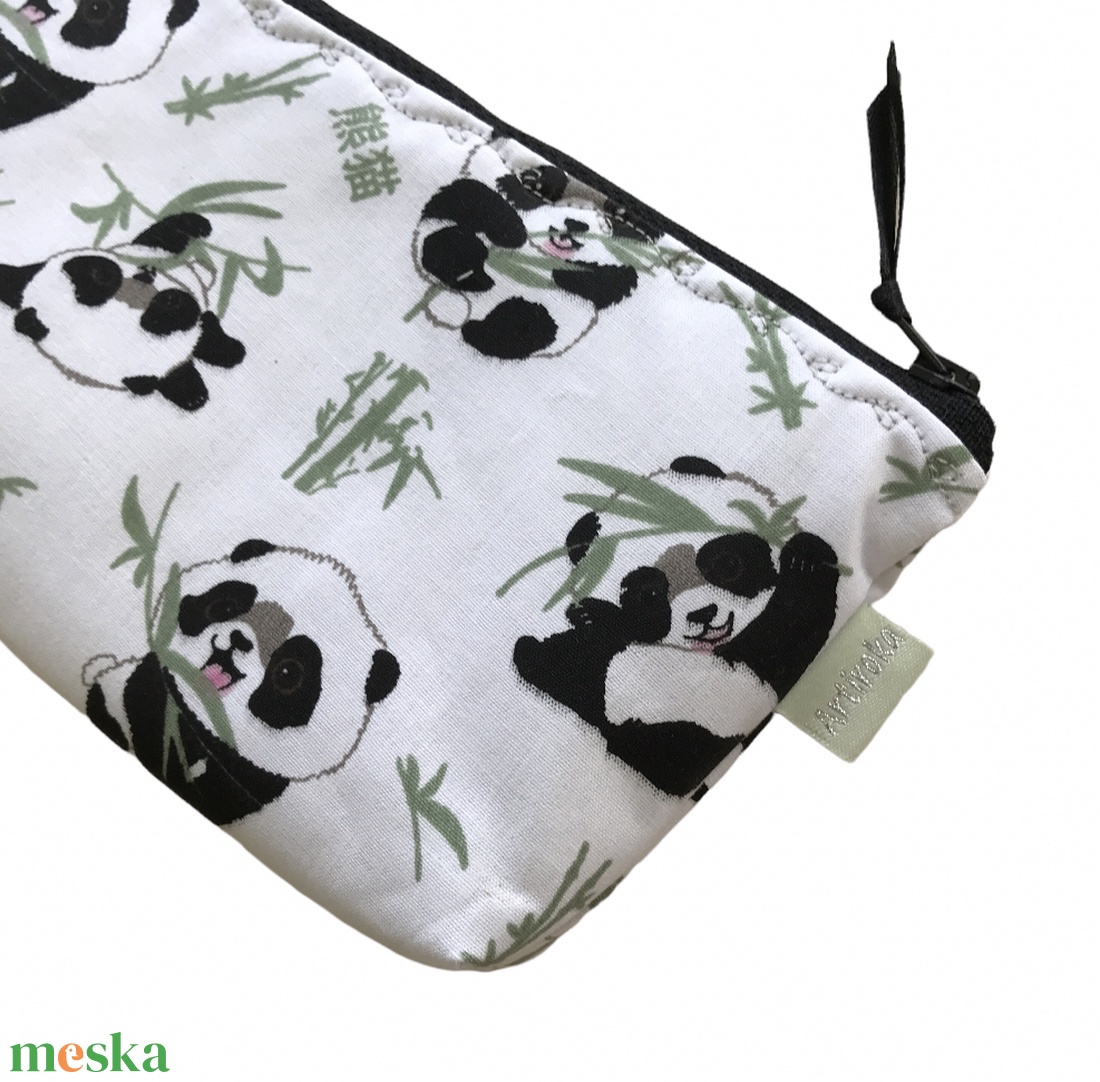 Panda mackó mintás neszesszer, tolltartó, szemüvegtok vagy könyvtok - Artiroka design - otthon & lakás - papír írószer - tolltartó & ceruzatekercs - Meska.hu