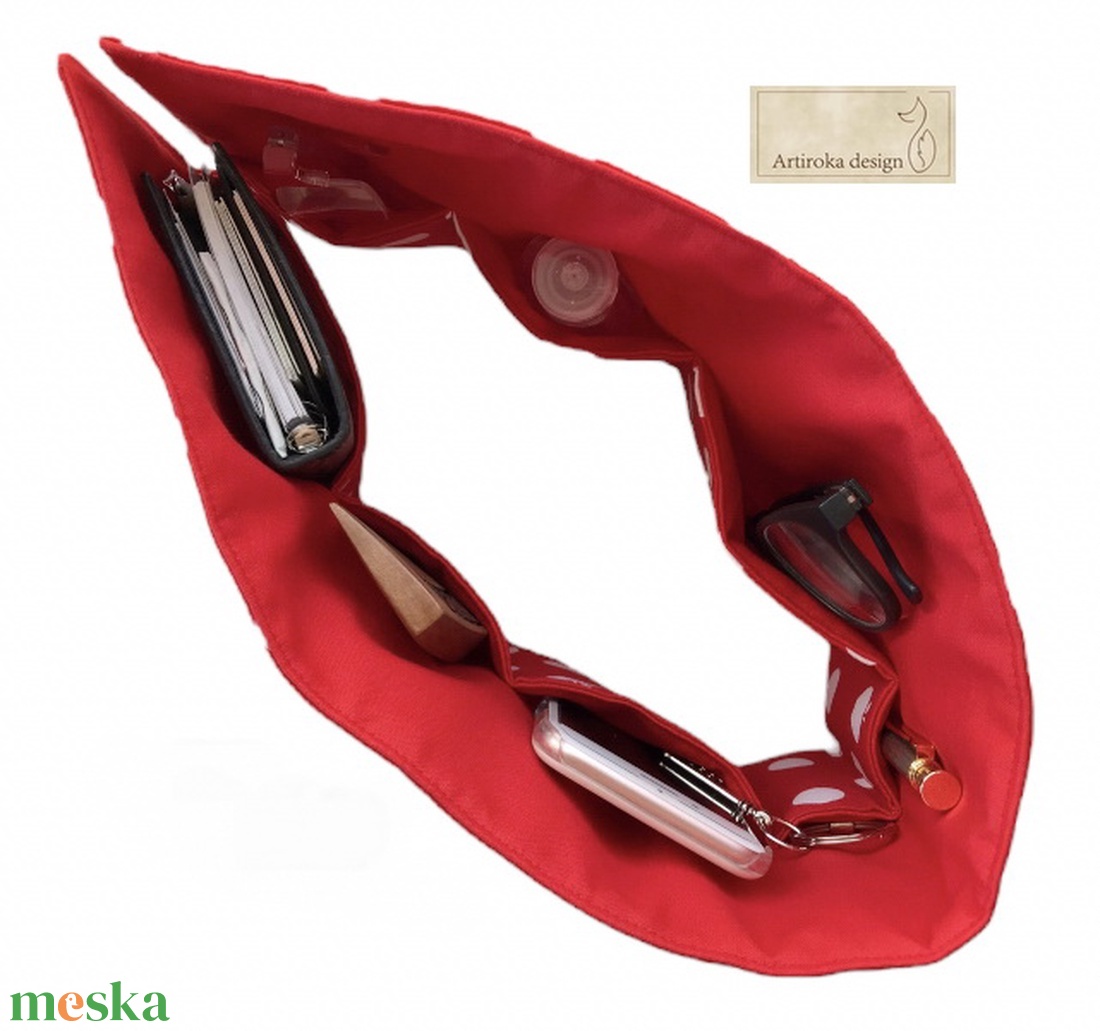 Almás, piros pöttyös táskarendező, táska rendszerező - Artiroka design - táska & tok - kézitáska & válltáska - belső rendező - Meska.hu Almás, piros pöttyös táskarendező, táska rendszerező - Artiroka design - táska & tok - kézitáska & válltáska - belső rendező - Meska.hu