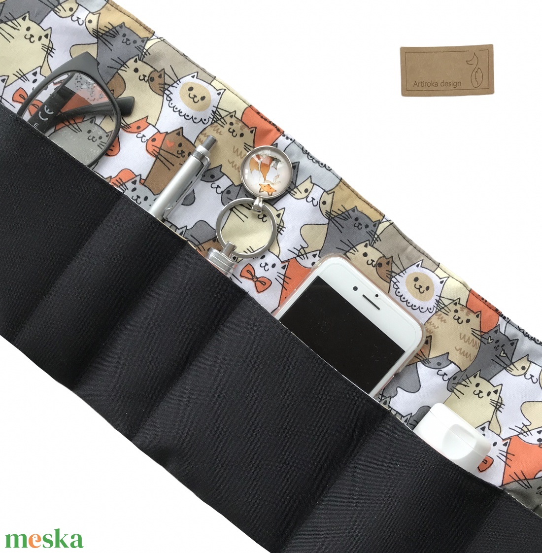Fekete alapon cica mintás táskarendező, táska rendszerező - Artiroka design - táska & tok - kézitáska & válltáska - belső rendező - Meska.hu Fekete alapon cica mintás táskarendező, táska rendszerező - Artiroka design - táska & tok - kézitáska & válltáska - belső rendező - Meska.hu