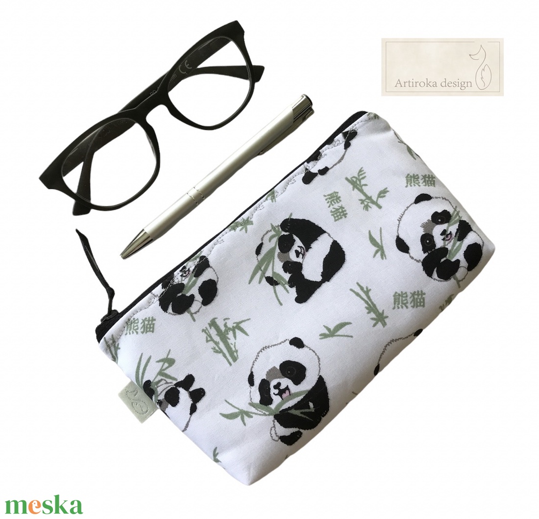 Panda mackó mintás neszesszer, tolltartó, szemüvegtok vagy könyvtok - Artiroka design - otthon & életmód - papír, írószer - tolltartó & ceruzatekercs - Meska.hu Panda mackó mintás neszesszer, tolltartó, szemüvegtok vagy könyvtok - Artiroka design - otthon & életmód - papír, írószer - tolltartó & ceruzatekercs - Meska.hu