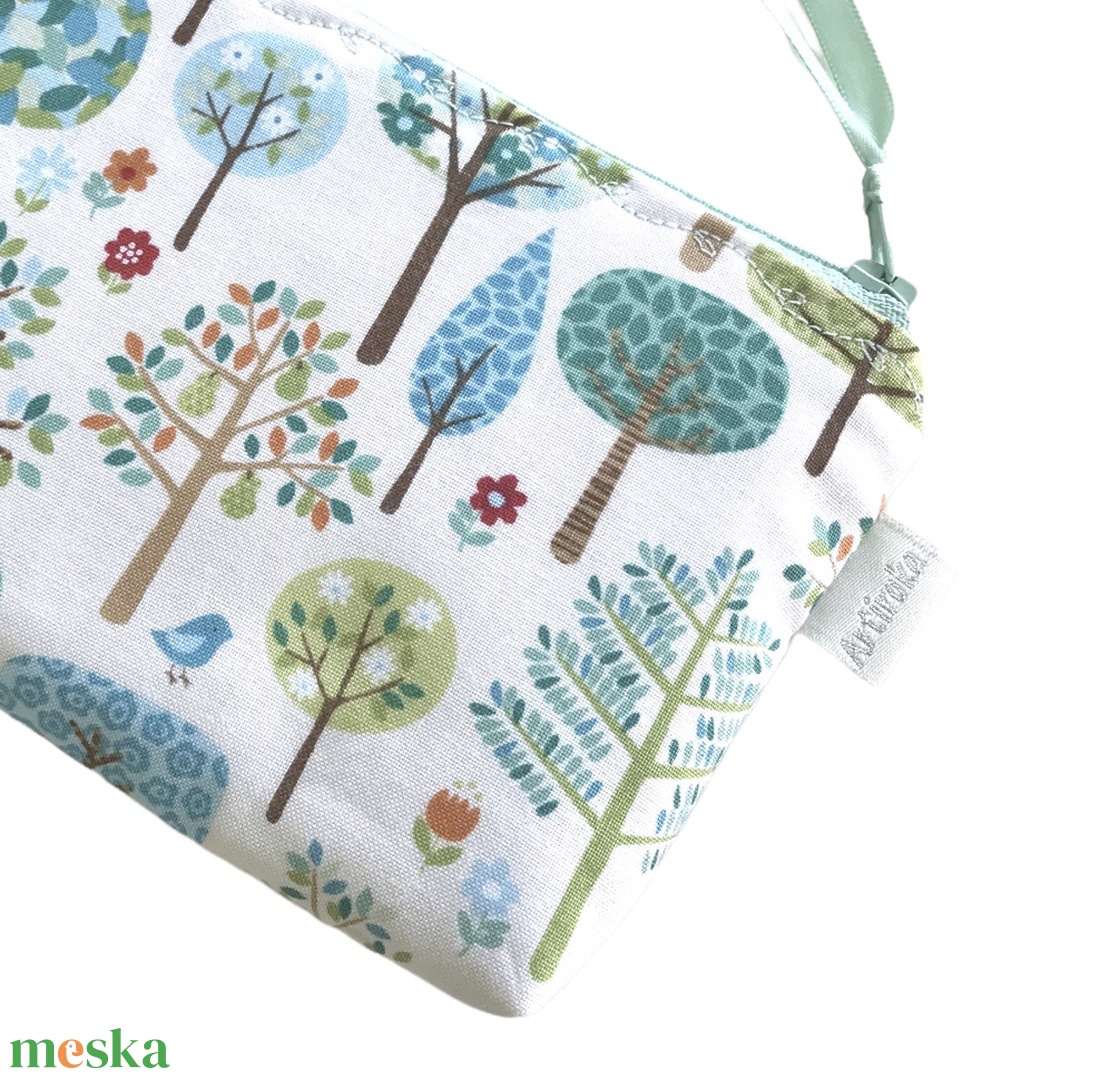 Titkos kert - fákkal és virágokkal mintás prémium irattartó pénztárca - Artiroka design - táska & tok - pénztárca & más tok - pénztárca - női pénztárca - Meska.hu