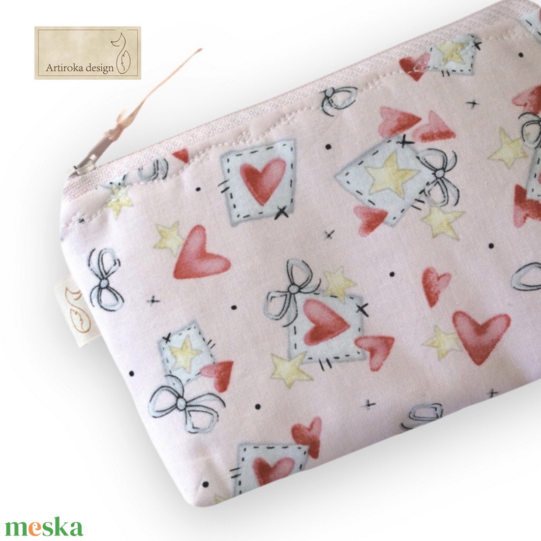 Szív és csillagok mintás prémium tolltartó neszesszer - VALENTIN NAP - Artiroka design - táska & tok - neszesszer - Meska.hu Szív és csillagok mintás prémium tolltartó neszesszer - VALENTIN NAP - Artiroka design - táska & tok - neszesszer - Meska.hu