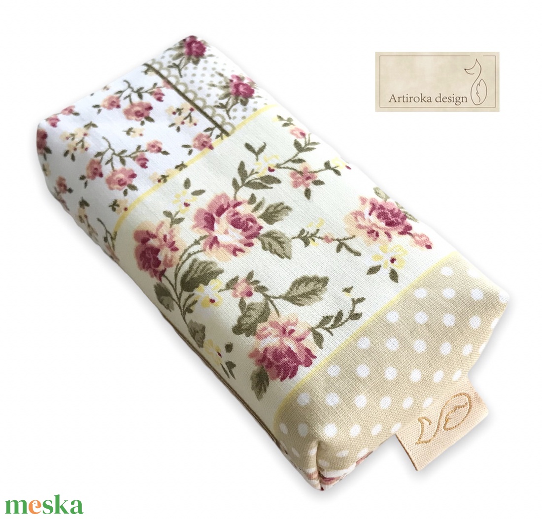 Patchwork mintás bélelt papírzsebkendő tartó - Artiroka design - táska & tok - pénztárca & más tok - zsebkendőtartó tok - Meska.hu Patchwork mintás bélelt papírzsebkendő tartó - Artiroka design - táska & tok - pénztárca & más tok - zsebkendőtartó tok - Meska.hu
