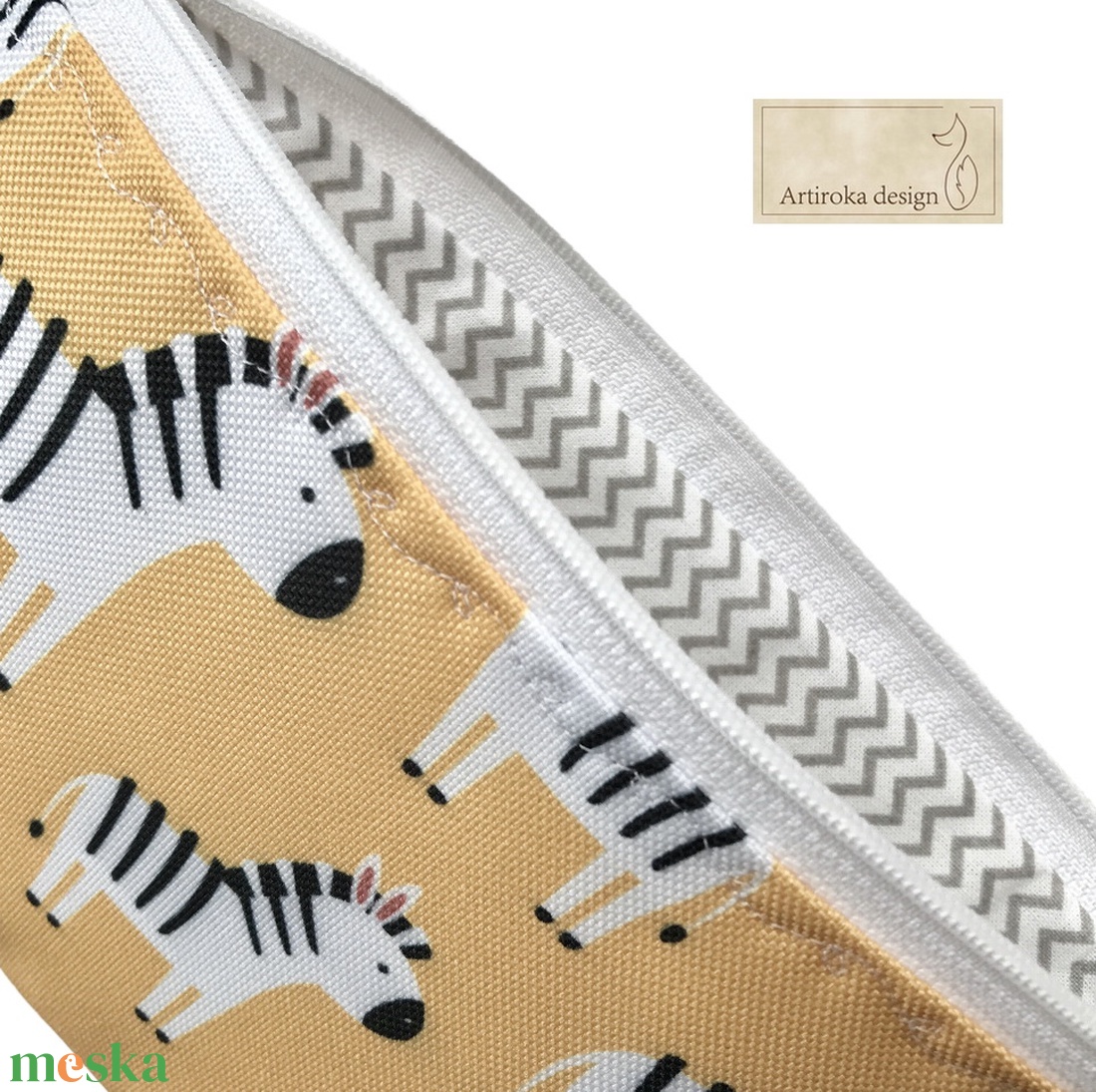 Zebra család mintás VÍZÁLLÓ, kosztaszító tolltartó neszesszer, szemüvegtok vagy mobiltok - Artiroka design - táska & tok - neszesszer - Meska.hu Zebra család mintás VÍZÁLLÓ, kosztaszító tolltartó neszesszer, szemüvegtok vagy mobiltok - Artiroka design - táska & tok - neszesszer - Meska.hu