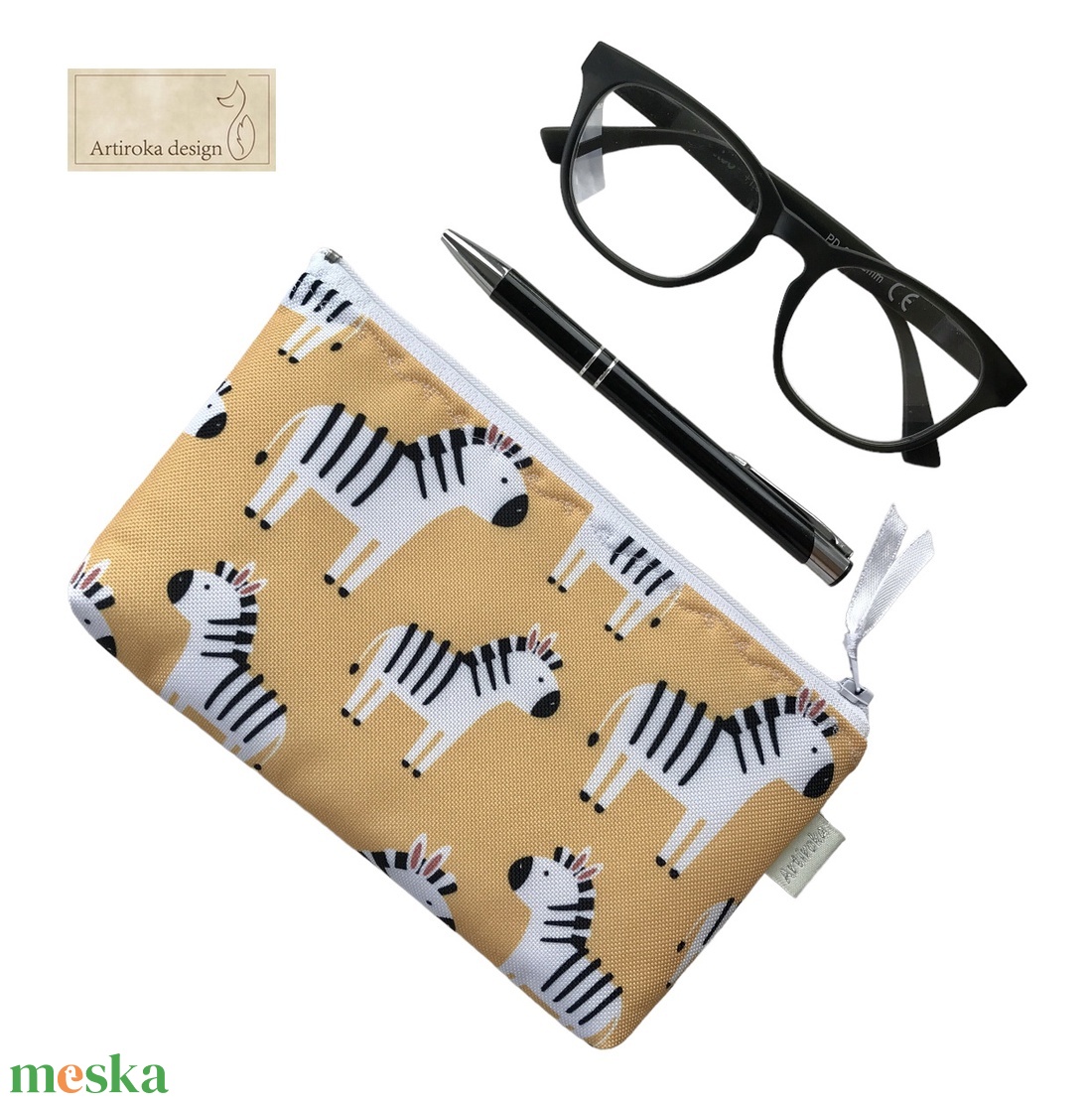 Zebra család mintás VÍZÁLLÓ, kosztaszító tolltartó neszesszer, szemüvegtok vagy mobiltok - Artiroka design - táska & tok - neszesszer - Meska.hu Zebra család mintás VÍZÁLLÓ, kosztaszító tolltartó neszesszer, szemüvegtok vagy mobiltok - Artiroka design - táska & tok - neszesszer - Meska.hu