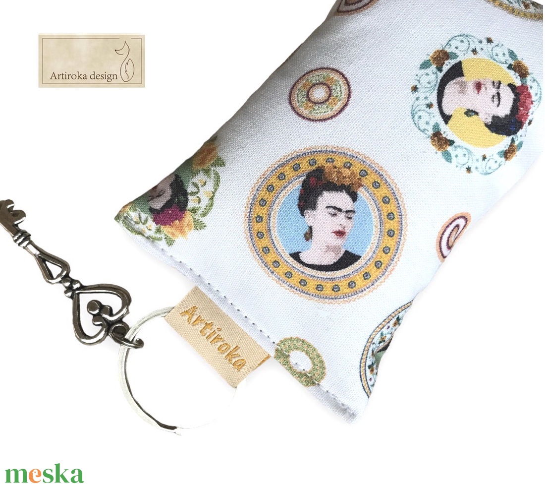 Frida Kahlo mintás prémium pamut kulcstartó vintage kulcs medállal - Artiroka design - táska & tok - kulcstartó & táskadísz - kulcstartó - Meska.hu Frida Kahlo mintás prémium pamut kulcstartó vintage kulcs medállal - Artiroka design - táska & tok - kulcstartó & táskadísz - kulcstartó - Meska.hu