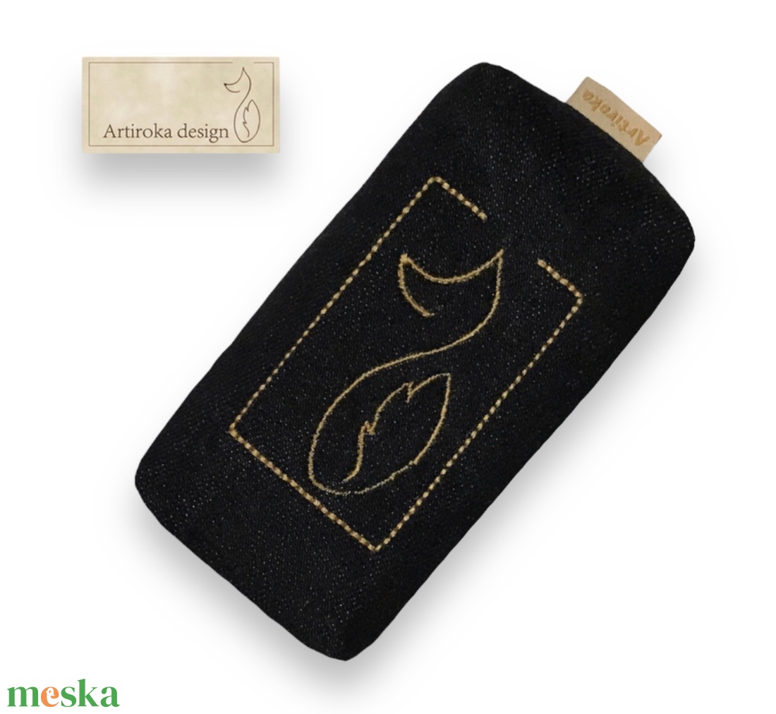 Újrahasznosított farmer zsebkendőtartó  egyedi ARTIROKA logó hímzéssel  - Artiroka design - táska & tok - pénztárca & más tok - zsebkendőtartó tok - Meska.hu