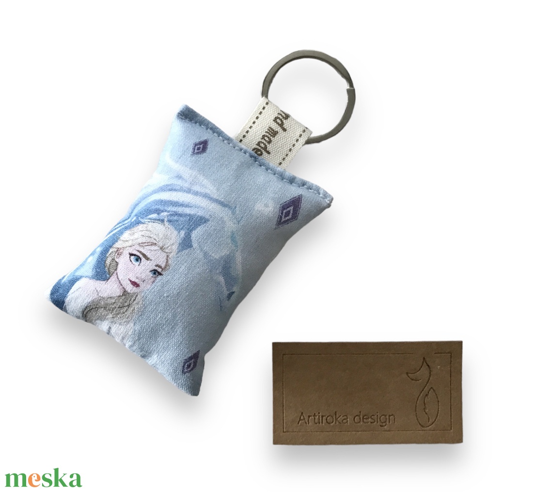 Jégvarázs, Elza mintás kulcstartó - Artiroka design - táska & tok - kulcstartó & táskadísz - kulcstartó - Meska.hu Jégvarázs, Elza mintás kulcstartó - Artiroka design - táska & tok - kulcstartó & táskadísz - kulcstartó - Meska.hu