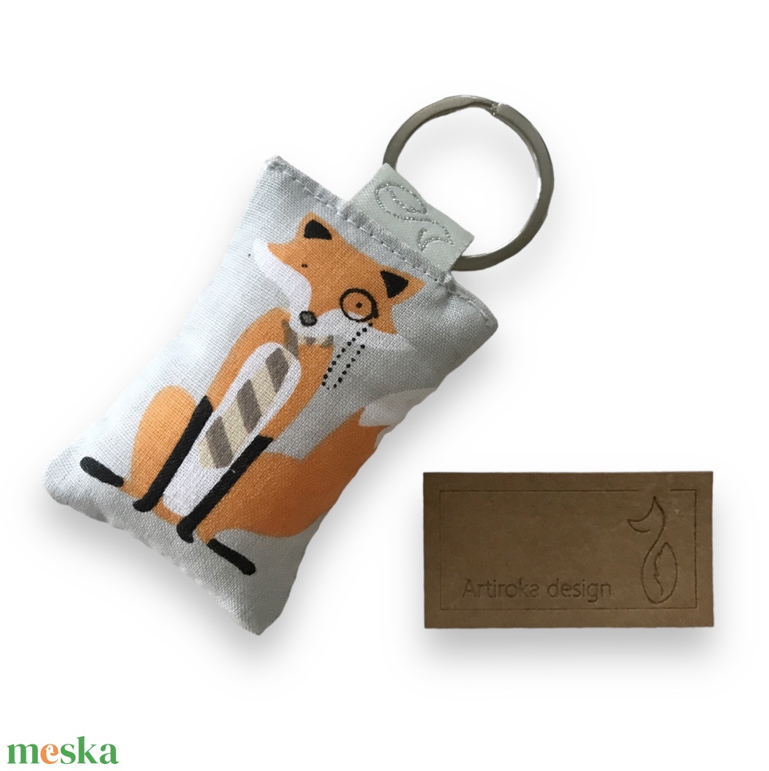 Kalapos okulárét viselő Róka móka kulcstartó - Artiroka design - táska & tok - kulcstartó & táskadísz - kulcstartó - Meska.hu Kalapos okulárét viselő Róka móka kulcstartó - Artiroka design - táska & tok - kulcstartó & táskadísz - kulcstartó - Meska.hu
