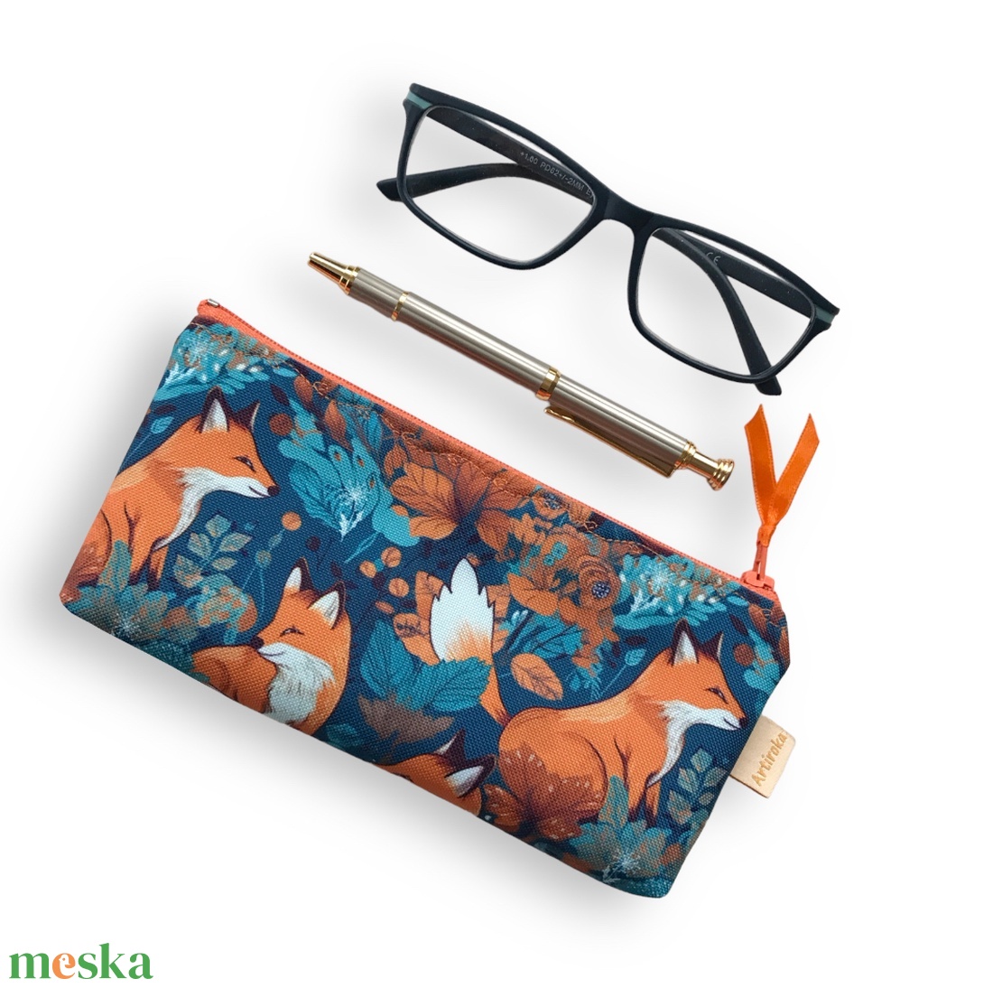 Róka család mintás, VÍZÁLLÓ irattartó pénztárca, vagy neszesszer vagy szemüvegtok - Artiroka design - táska & tok - neszesszer - Meska.hu Róka család mintás, VÍZÁLLÓ irattartó pénztárca, vagy neszesszer vagy szemüvegtok - Artiroka design - táska & tok - neszesszer - Meska.hu
