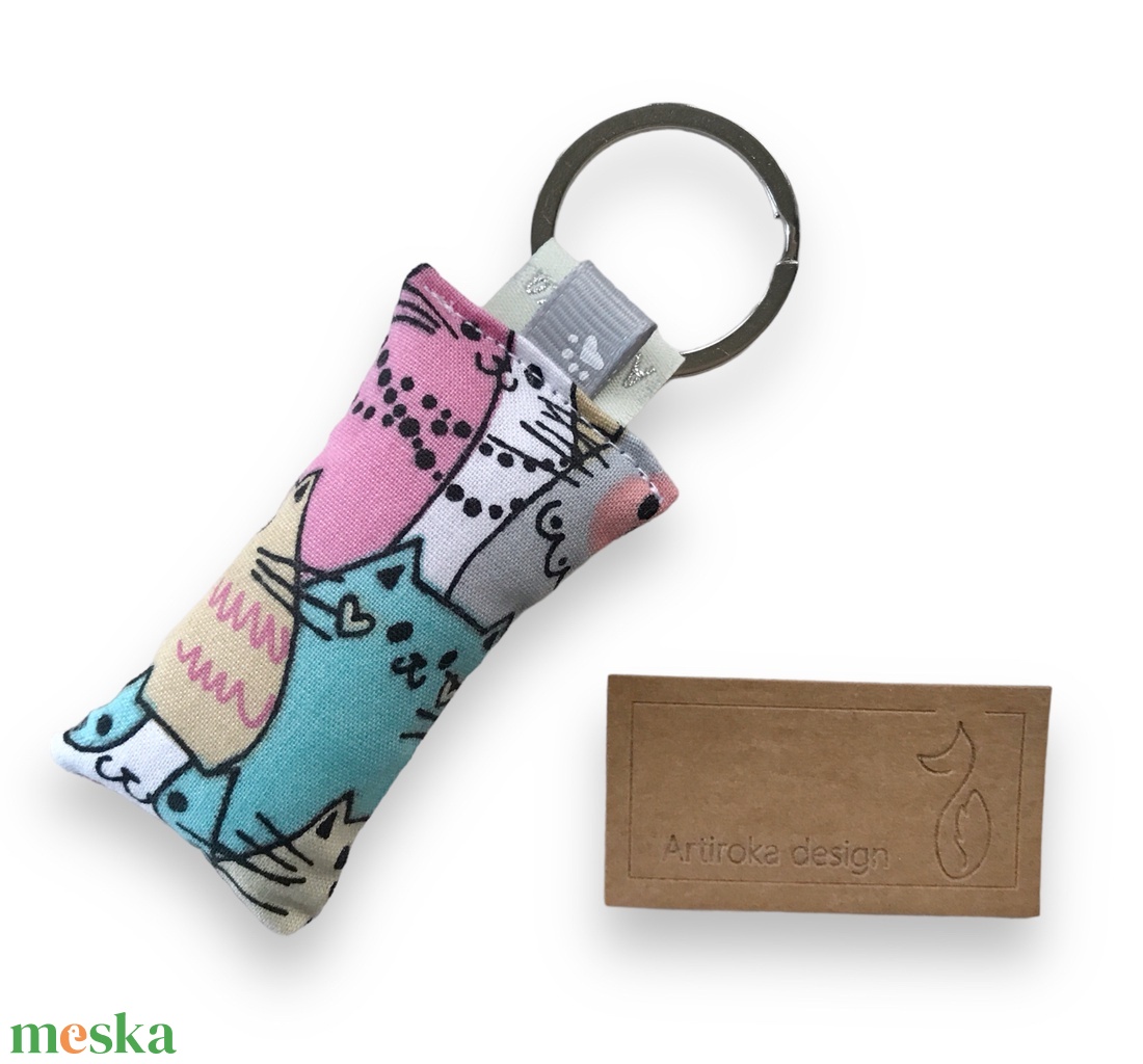 Cica mintás kulcstartó, tavasz színekben - Artiroka design - táska & tok - kulcstartó & táskadísz - kulcstartó - Meska.hu Cica mintás kulcstartó, tavasz színekben - Artiroka design - táska & tok - kulcstartó & táskadísz - kulcstartó - Meska.hu