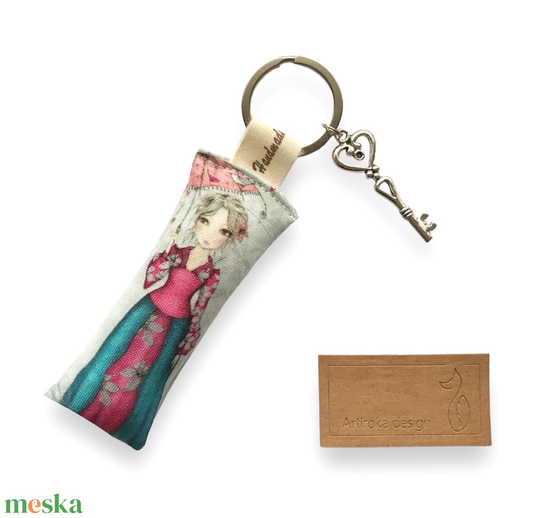 Virágtündér mintás egyedi kulcstartó, kis vintage kulcs  medállal - Artiroka design - táska & tok - kulcstartó & táskadísz - kulcstartó - Meska.hu