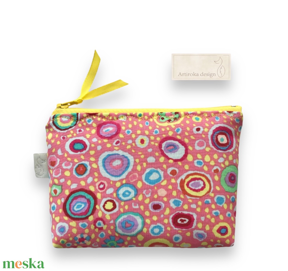 Színes, Desigual mintás irattartó pénztárca prémium textilből - Artiroka design - táska & tok - pénztárca & más tok - kártyatartó & irattartó - Meska.hu Színes, Desigual mintás irattartó pénztárca prémium textilből - Artiroka design - táska & tok - pénztárca & más tok - kártyatartó & irattartó - Meska.hu