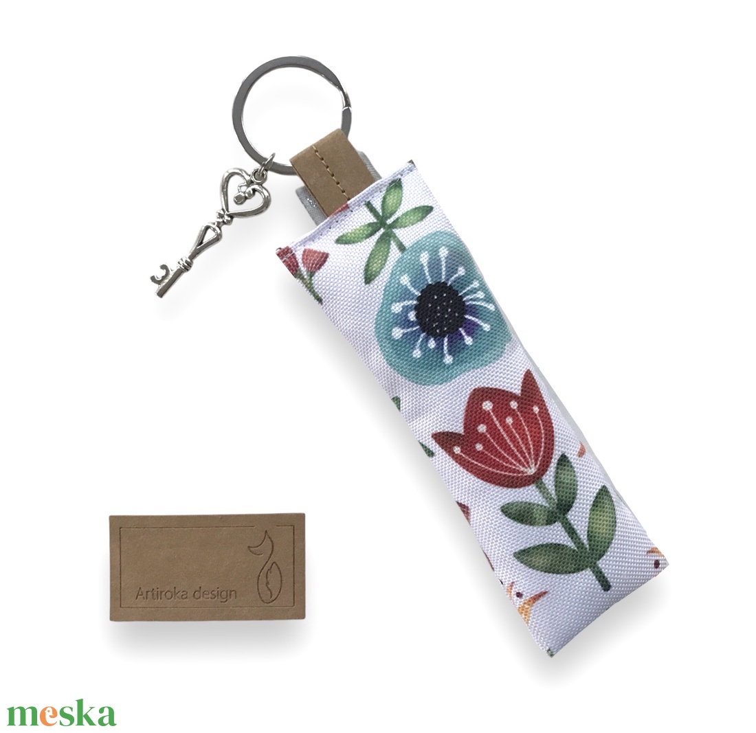 Tulipán és nefelejcs mintás kulcstartó akár Vintage kulcs medállal - Artiroka design - táska & tok - kulcstartó & táskadísz - kulcstartó - Meska.hu Tulipán és nefelejcs mintás kulcstartó akár Vintage kulcs medállal - Artiroka design - táska & tok - kulcstartó & táskadísz - kulcstartó - Meska.hu