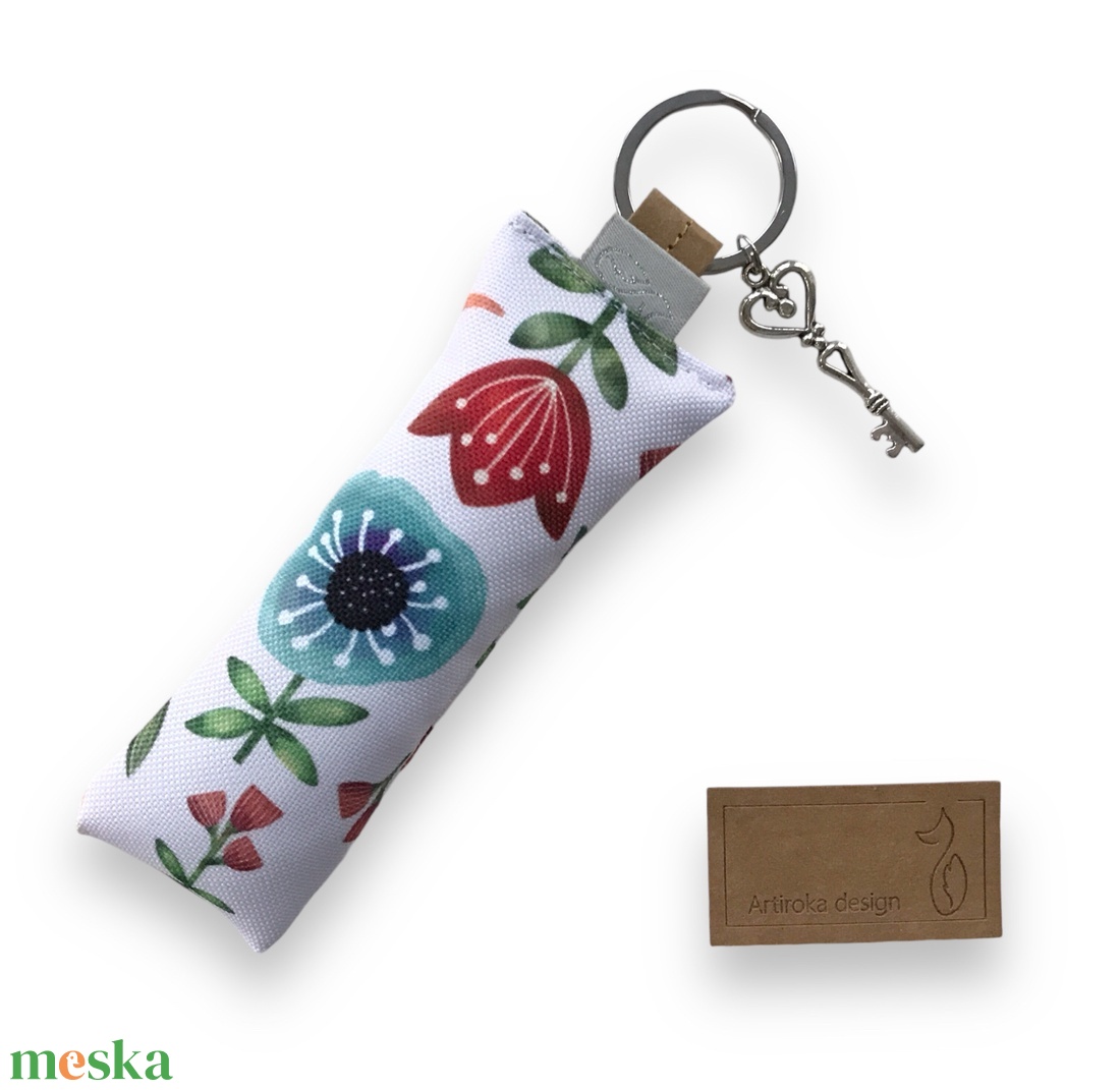 Tulipán és nefelejcs mintás kulcstartó akár Vintage kulcs medállal - Artiroka design - táska & tok - kulcstartó & táskadísz - kulcstartó - Meska.hu Tulipán és nefelejcs mintás kulcstartó akár Vintage kulcs medállal - Artiroka design - táska & tok - kulcstartó & táskadísz - kulcstartó - Meska.hu