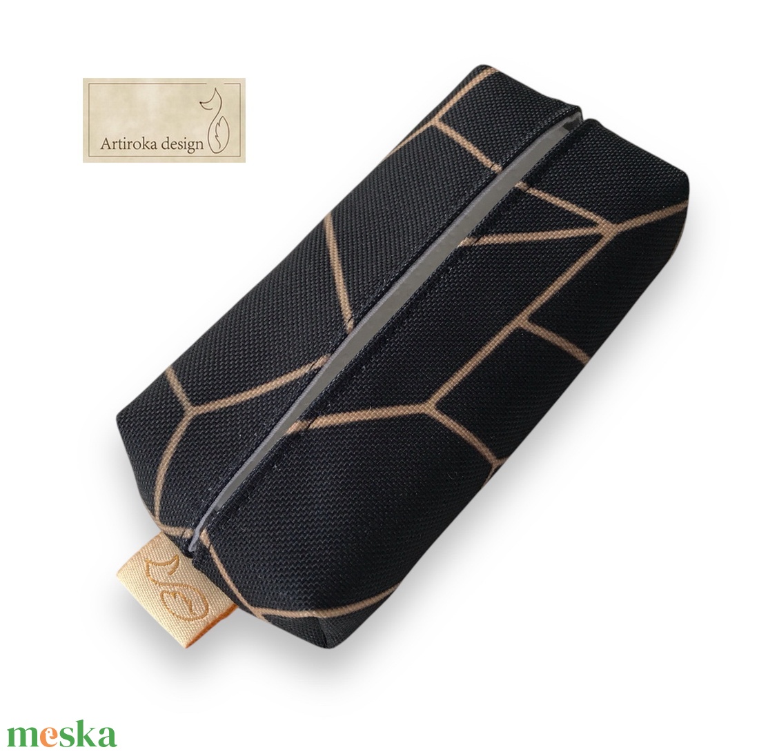 Elegáns, fekete, geometria mintás vízálló papírzsebkendő tartó - Artiroka design - táska & tok - pénztárca & más tok - zsebkendőtartó tok - Meska.hu Elegáns, fekete, geometria mintás vízálló papírzsebkendő tartó - Artiroka design - táska & tok - pénztárca & más tok - zsebkendőtartó tok - Meska.hu